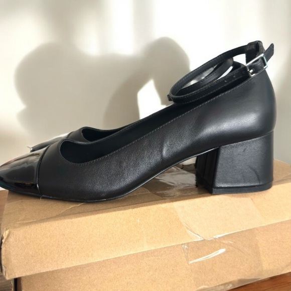 🆕Steve Madden women’s Eli Black Leather Mid Block C Heel Ankle Strap SZ 10 - Picture 4 of 6